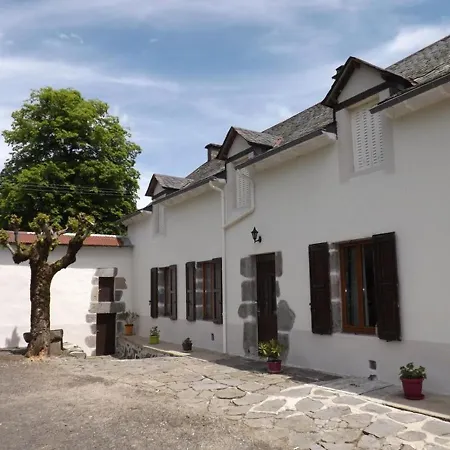 Holiday home Maison De Plain-pied Avec Jardin, Cheminee Et Randonnees A Proximite - - Fr-1-742-379 *