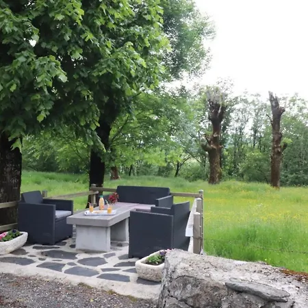 Maison De Plain-pied Avec Jardin, Cheminee Et Randonnees A Proximite - - Fr-1-742-379 Anglards-de-Salers