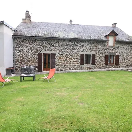 Maison De Plain-pied Avec Jardin, Cheminee Et Randonnees A Proximite - - Fr-1-742-379
